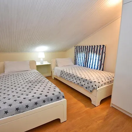 - Luxury Apartament