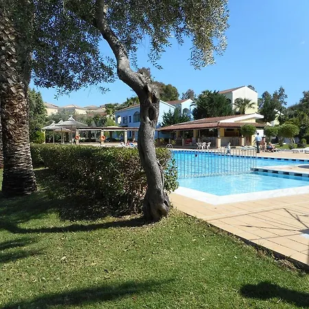 - Luxury גאוביה