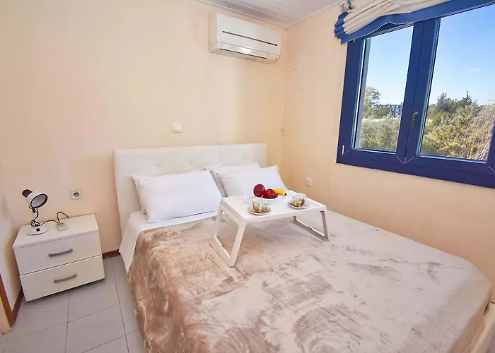 - Luxury דירה