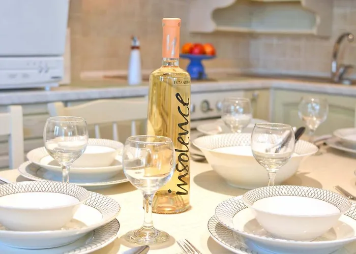 - Luxury Gouvia